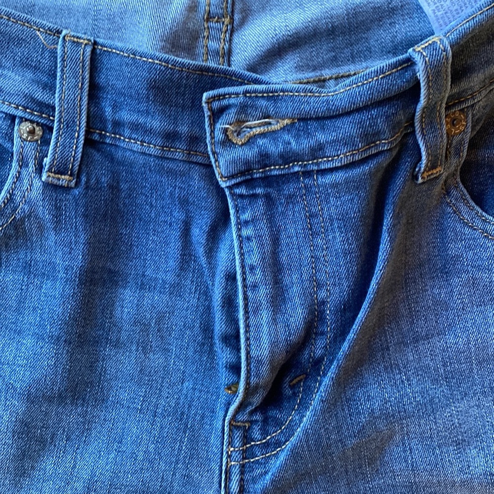 Levi’s cropped jean - Picture 3 of 8